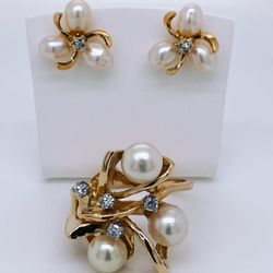 Romantique Jewelers - Vintage, Estate Cultured & Freshwater Pearl Jewelry with Diamonds. ROMANTIQUE JEWELERS,430 Douglas Ave.Dunedin, Florida 34698