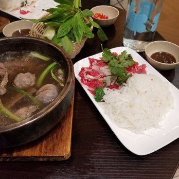 Song Huong - Pho dac biet 15.50 euros - Vietnamese Near Me - Paris, 75