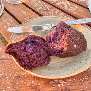 Brown's Beach House - The rolls!!!!!  They are known for these. - Hawaiian Near Me - Kohala Coast, Hawaii