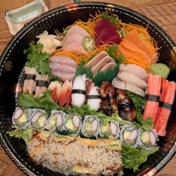 Koi 21 Japanese Cuisine - Love boat for 2