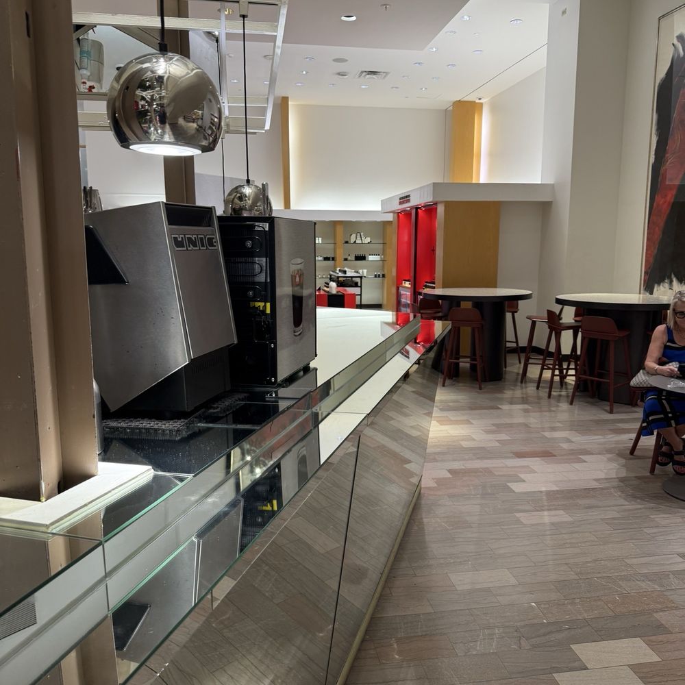 Neiman Marcus - Expresso Bar. - Men's Clothing Near Me - Dallas, Texas