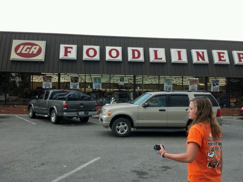 JACKSON’S IGA Updated August 2024 610 E Main St, Beulaville, North