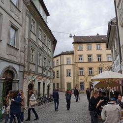 Pizzini - Straßenansicht