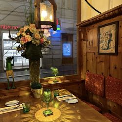 Zum weißen Rauchfangkehrer - The ambiance!