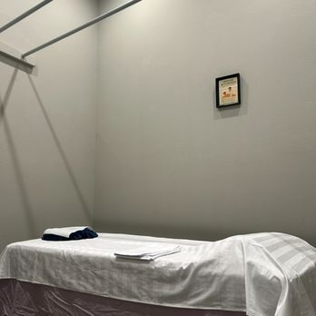 Flow Science - Gentle support based on traditional meridian concepts - no needles used. - Traditional Chinese Medicine Near Me - McKinney, Texas