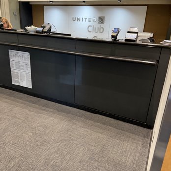 United Club - Airport Lounges Near Me - Dulles, Virginia
