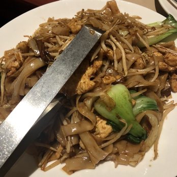 Panda Inn - Chow fun - Chinese Near Me - Glendale, California