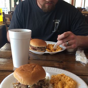 Smokin Pig - Barbeque Near Me - Midway, Georgia Smokin Pig - Barbeque Near Me - Midway, Georgia