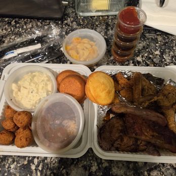 Felix's BBQ With Soul - Barbeque Near Me - Carlsbad, California