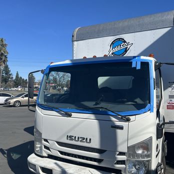 Low Cost Auto Glass - New windshield - Car Window Tinting Near Me - Sacramento, California Low Cost Auto Glass - New windshield - Car Window Tinting Near Me - Sacramento, California