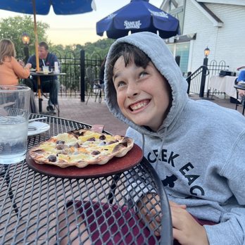 Puccini Restaurant - Garlic Cheese Breadsticks - Pizza Near Me - Cumberland, Maryland