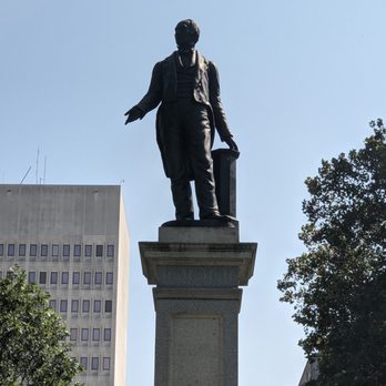 Lafayette Square - Henry Clay in Lafayette Square, New Orleans - Parks Near Me - New Orleans, Louisiana