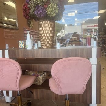 Star nails - Cute little section to get your nails done - Nail Salons Near Me - Bristol, Connecticut Star nails - Cute little section to get your nails done - Nail Salons Near Me - Bristol, Connecticut