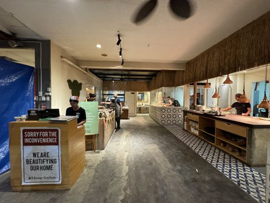 House of Lechon by null