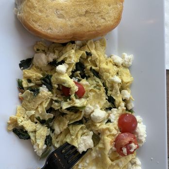 Pannes - Popeye plate - Breakfast & Brunch Near Me - San Juan, Puerto Rico Pannes - Popeye plate - Breakfast & Brunch Near Me - San Juan, Puerto Rico