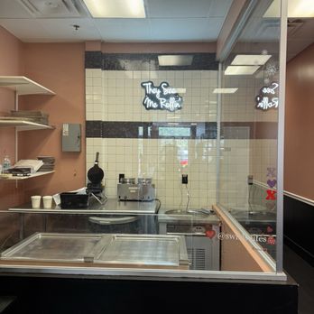 Swirl Suites Rolled Ice Cream - Ice Cream & Frozen Yogurt Near Me - Orange Park, Florida Swirl Suites Rolled Ice Cream - Ice Cream & Frozen Yogurt Near Me - Orange Park, Florida