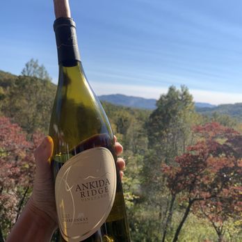 Ankida Ridge Vineyards - Chardonnay - Wineries Near Me - Amherst, Virginia