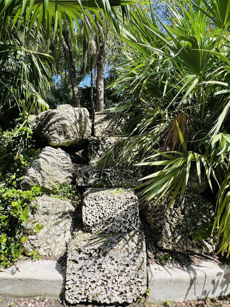 Biscayne Shores & Gardens Park Image