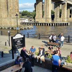 The Quayside Pub - Outside The Quayside Pub