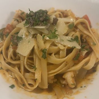 School House Restaurant & Tavern - Shrimp fettuccine - New American Near Me - Sanger, California School House Restaurant & Tavern - Shrimp fettuccine - New American Near Me - Sanger, California