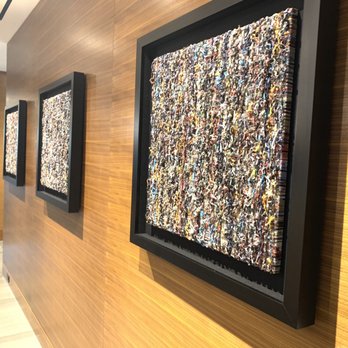 Signature Reston Town Center Apartments - Art near leasing office - Apartments Near Me - Reston, Virginia Signature Reston Town Center Apartments - Art near leasing office - Apartments Near Me - Reston, Virginia