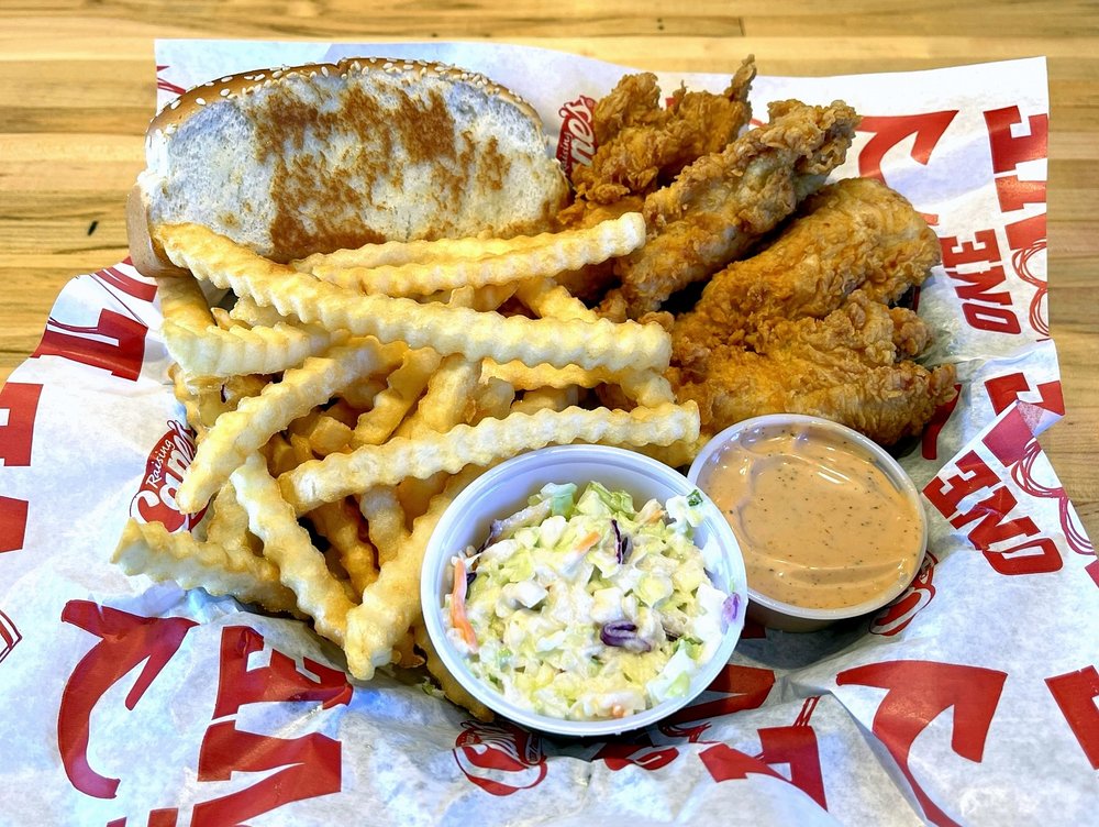 RAISING CANE’S CHICKEN FINGERS 32 Photos & 13 Reviews 13710 S Black