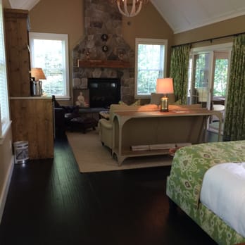 Hidden Pond - Resorts Near Me - Kennebunkport, Maine