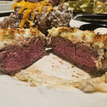 LongHorn Steakhouse - Perfect medium rare! - Steakhouses Near Me - Winchester, Virginia