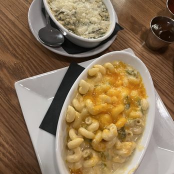 Smoke on Cherry Street - Hatch Chili Mac and Cheese Dinner Creamed spinach - New American Near Me - Tulsa, Oklahoma Smoke on Cherry Street - Hatch Chili Mac and Cheese Dinner Creamed spinach - New American Near Me - Tulsa, Oklahoma
