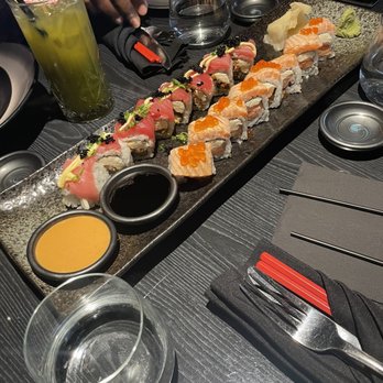 Sky Wise Lounge - Sushi - Asian Fusion Near Me - Brooklyn, New York
