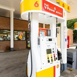 Shell - Fuel up at Shell located at 11001 Livingston Rd, Fort Washington, MD!