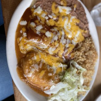 El Cid Mexican Cuisine - Lunch two item special $14, beef enchilada and Chile relleno - Mexican Near Me - Oakhurst, California El Cid Mexican Cuisine - Lunch two item special $14, beef enchilada and Chile relleno - Mexican Near Me - Oakhurst, California