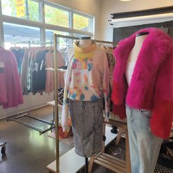 Rare Apparel - Cute Frankfort boutique