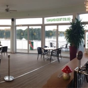 Strandcafé Ponton - Im Café - Cafes Near Me - Dusseldorf, NW Strandcafé Ponton - Im Café - Cafes Near Me - Dusseldorf, NW