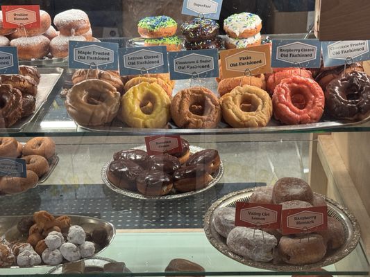Top Pot Doughnuts by null
