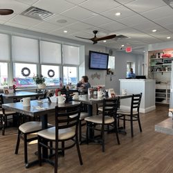 Pirates Den Restaurant