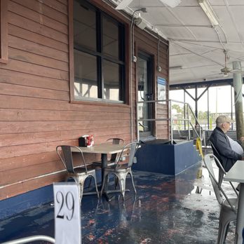 Safe Harbor Seafood - Outdoor dining - Seafood Near Me - Jacksonville, Florida