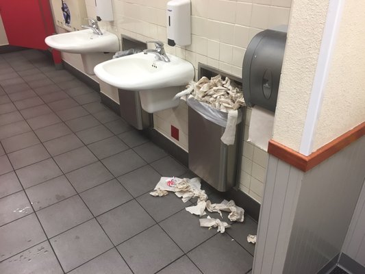 Chuck E. Cheese by null