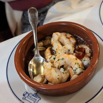 Botín - Garlic shrimp - Spanish Near Me - Madrid, M