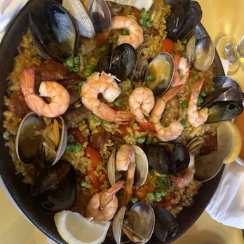 Picaro - Paella de Carne y Mariscos - Spanish Near Me - San Francisco, California Picaro - Paella de Carne y Mariscos - Spanish Near Me - San Francisco, California