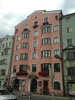 Hotel Mondschein by null