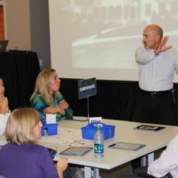 Bill Hart Team Building - Captivating an audience through storytelling.