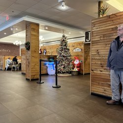 Jennifer's Restaurant