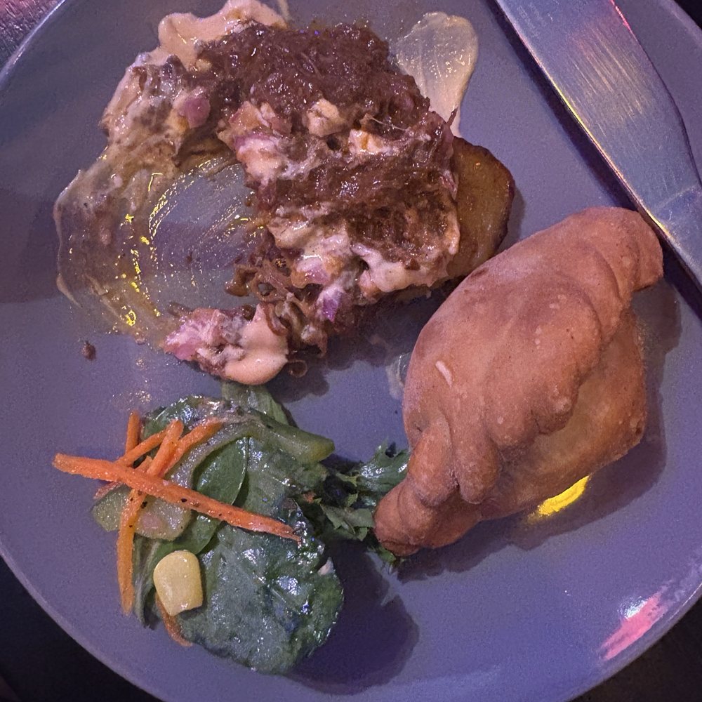 Dell Rooster - chilaquiles and empanadas - Latin American Near Me - Chicago, Illinois Dell Rooster - chilaquiles and empanadas - Latin American Near Me - Chicago, Illinois