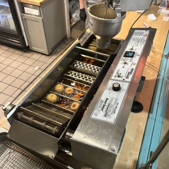 Sons Donuts - Donut assembly line - Donuts Near Me - Birmingham, Alabama
