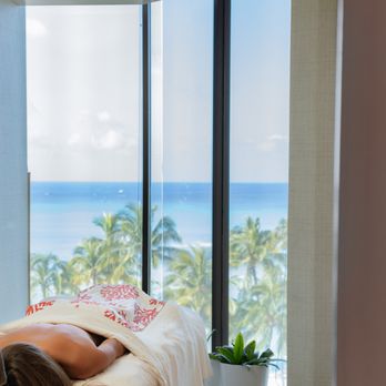 Nā Ho'ōla Spa - A massage with a view - Day Spas Near Me - Honolulu, Hawaii Nā Ho'ōla Spa - A massage with a view - Day Spas Near Me - Honolulu, Hawaii