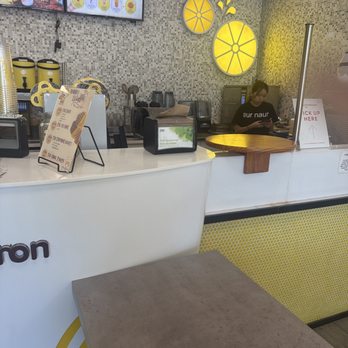 Happy Lemon - employees over there super lazy and ignore customer and pretend does not understand customer needs. Very rude. - Coffee & Tea Near Me - Gilroy, California Happy Lemon - employees over there super lazy and ignore customer and pretend does not understand customer needs. Very rude. - Coffee & Tea Near Me - Gilroy, California