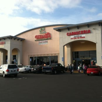 Vallarta Supermarkets - Front of store - Grocery Near Me - Santa Maria, California Vallarta Supermarkets - Front of store - Grocery Near Me - Santa Maria, California