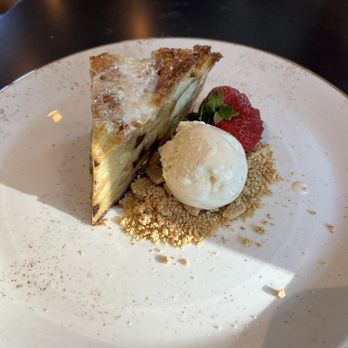 The Embers Hotel - S'mores bread pudding - Hotels Near Me - Blowing Rock, North Carolina The Embers Hotel - S'mores bread pudding - Hotels Near Me - Blowing Rock, North Carolina