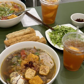 Tenten - Bún riêu - Vietnamese Near Me - New York, New York Tenten - Bún riêu - Vietnamese Near Me - New York, New York
